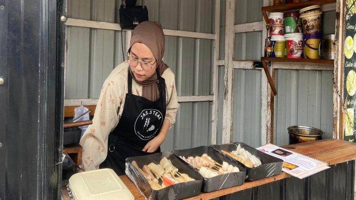 Kisah Inspiratif Penjual Street Food yang Sukses Jadi Pengusaha Kuliner